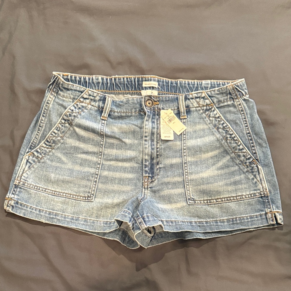 Aerie Light Blue Denim Women's Shorts NWT L